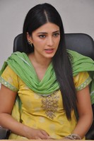 Shruti Hassan Latest Images